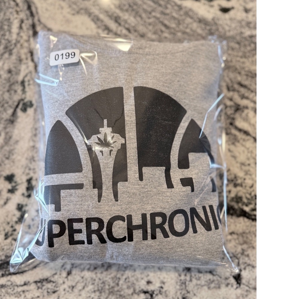 Gildan Superchronics Seattle Space Needle Cannabis Graphic Hoodie Gray Small - Picture 11 of 11